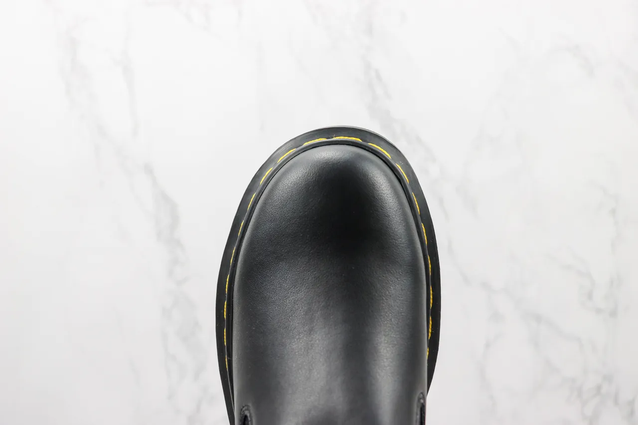 Dr. Martens Jadon Platform 黑色黄色缝线切尔西靴 6