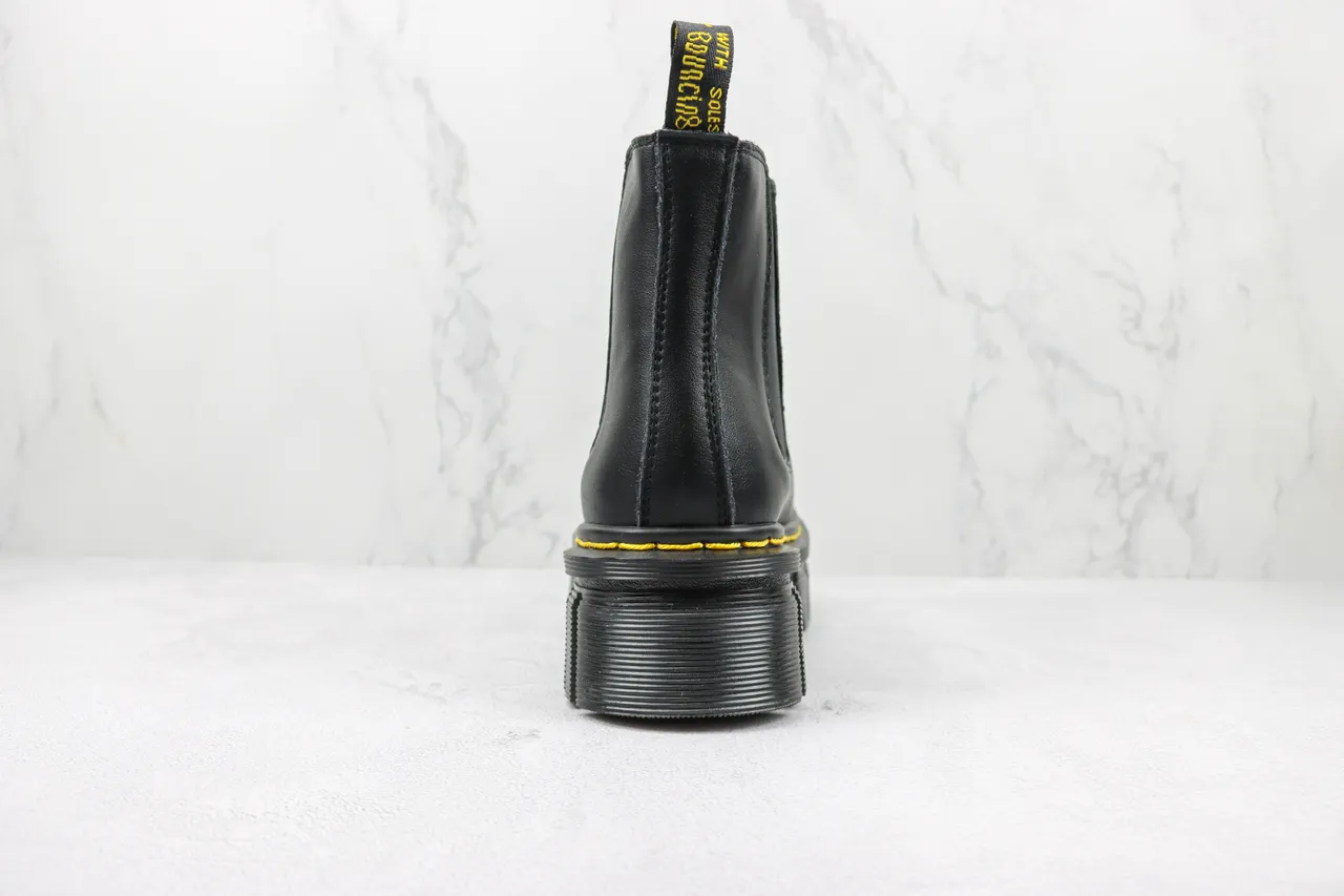 Dr. Martens Jadon Platform 黑色黄色缝线切尔西靴 9