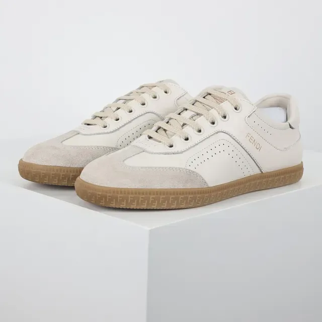 Fendi Chaussures lifestyle beige marron basses mélange daim cuir 2