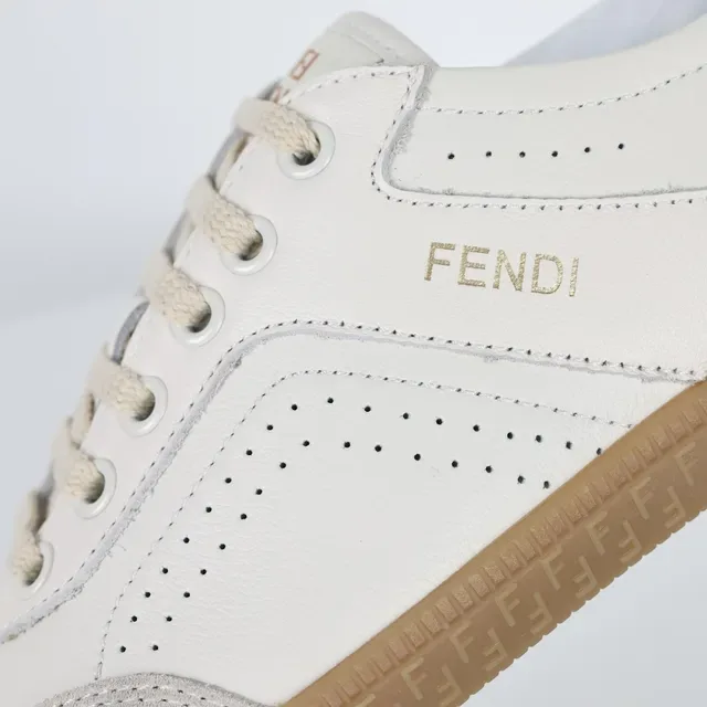 Fendi Chaussures lifestyle beige marron basses mélange daim cuir 6