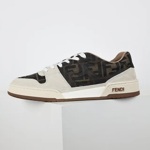 Fendi Chaussures lifestyle beige marron avec panels de textile textil et suede monogram-print 9
