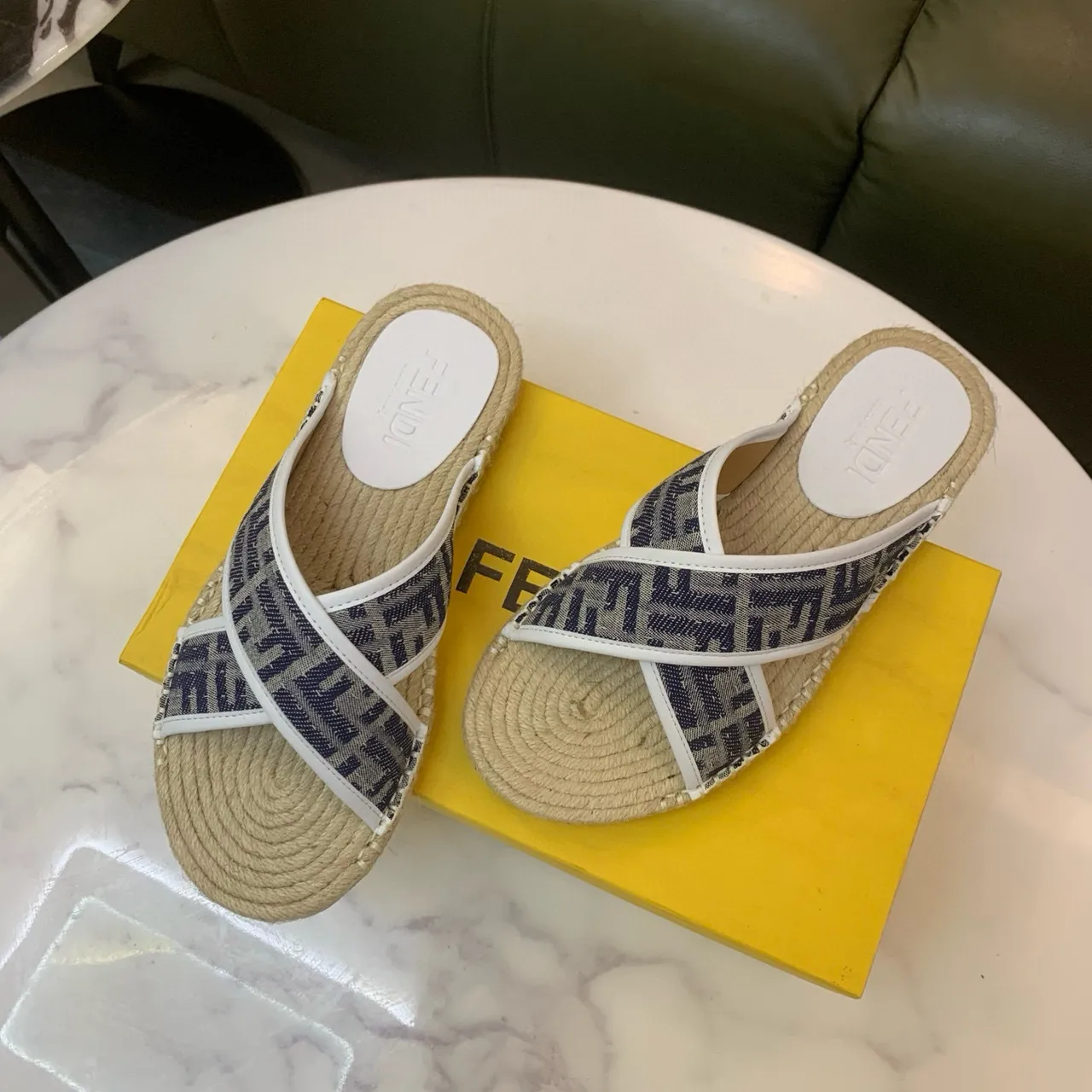 Fendi FF Monogram Espadrilles Navy Beige semelle à brides croisées 3