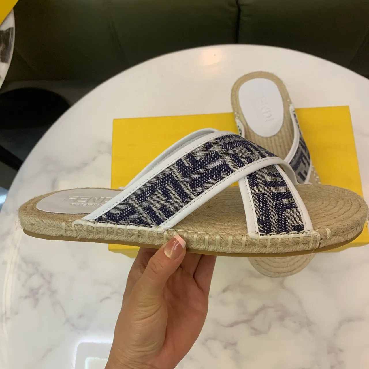 Fendi FF Monogram Espadrilles Navy Beige semelle à brides croisées 6