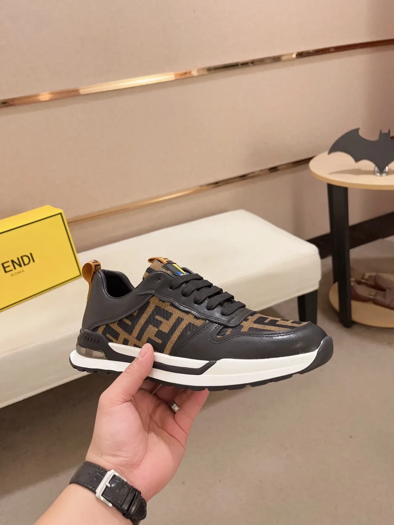 Fendi FF Runner Negro Marrón Monogramado Estructura con Capas Superiores Sneakers Lifestyle 7