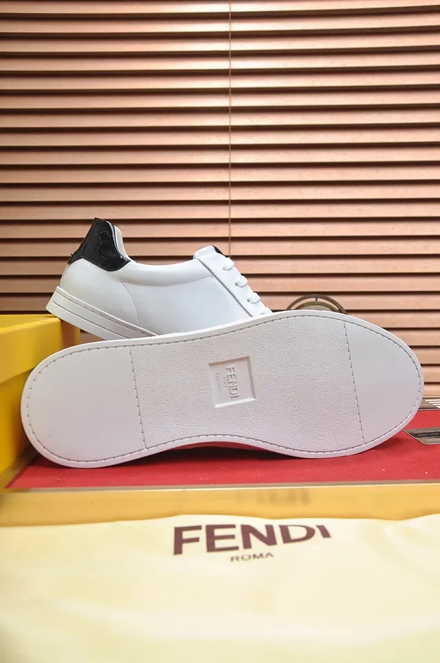 Fendi FF Stripe blanc et rouge noir chaussures lifestyle 6