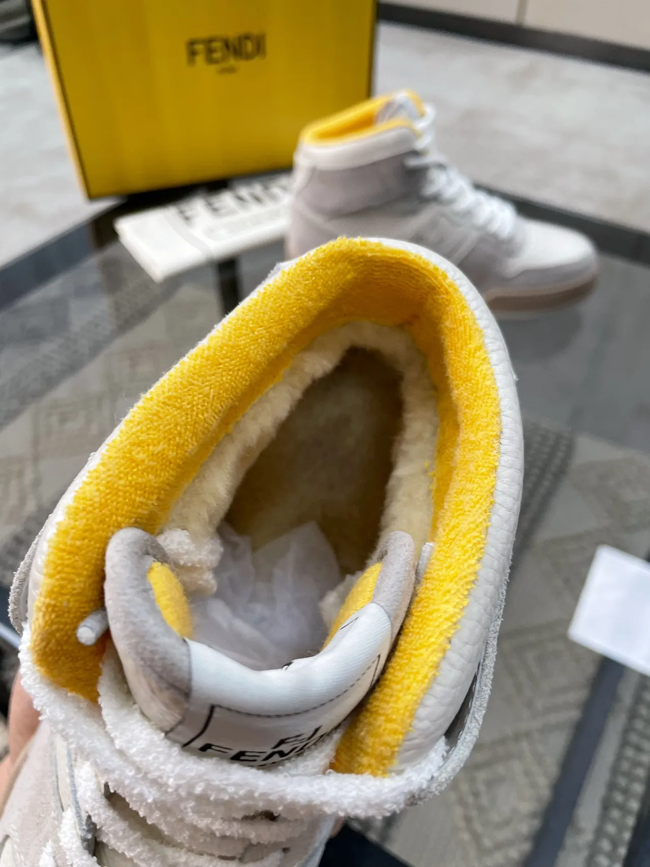 Fendi First Chaussures lifestyle gris-jaune à tige haute en matériau mixte 5