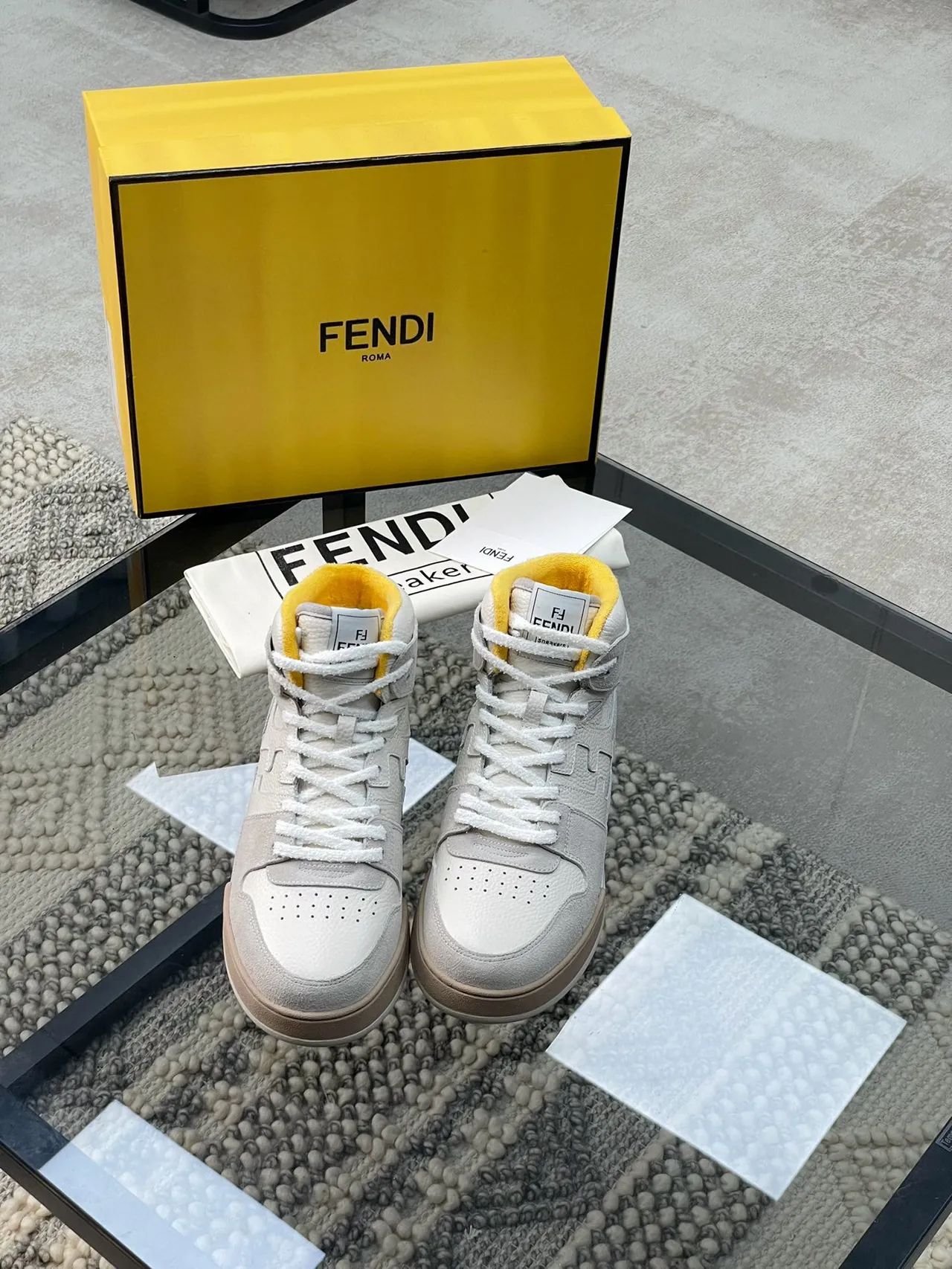Fendi First Chaussures lifestyle gris-jaune à tige haute en matériau mixte 8