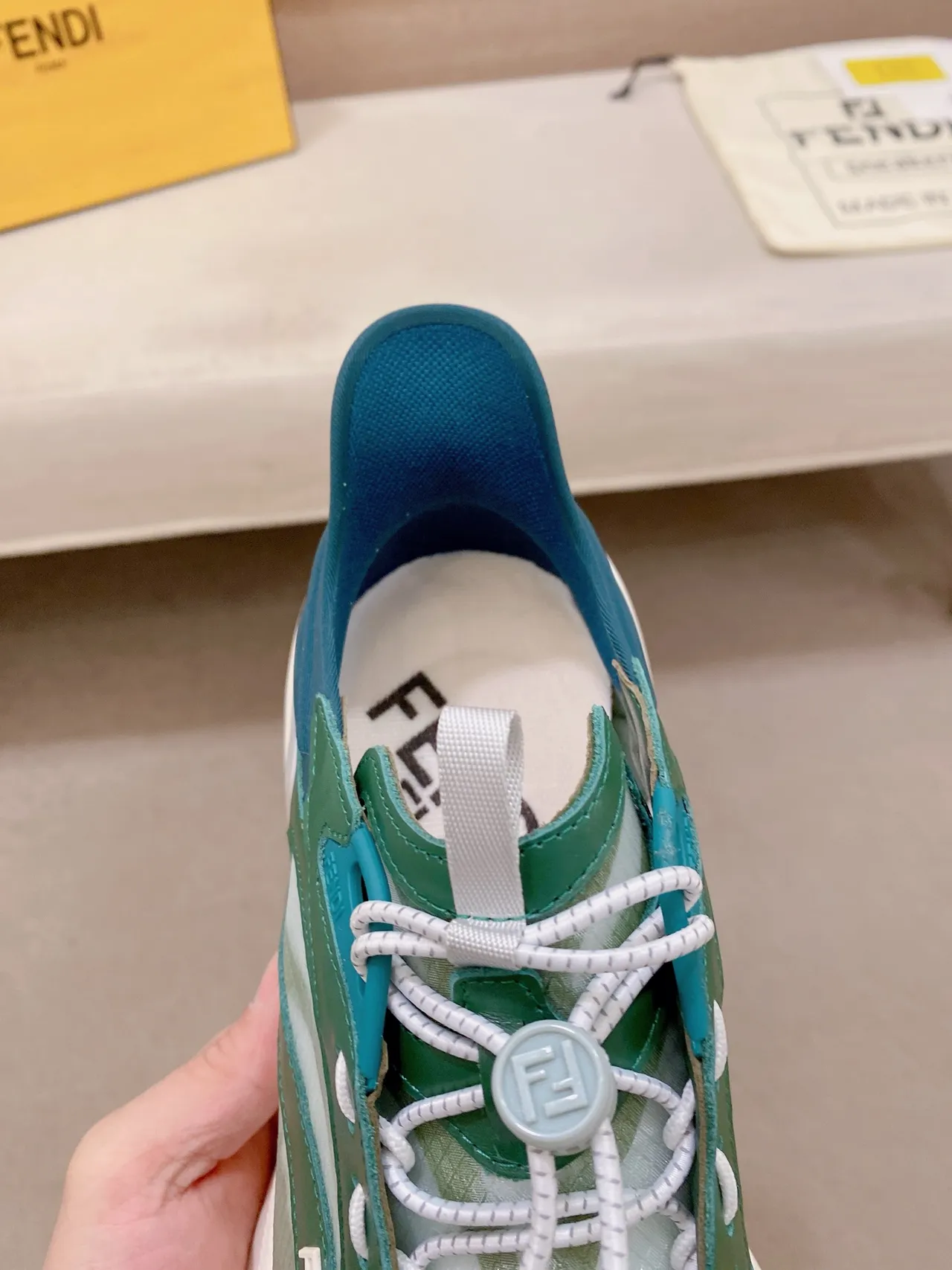 Fendi Runner Verde Turquesa Branco Tênis Chunky 4