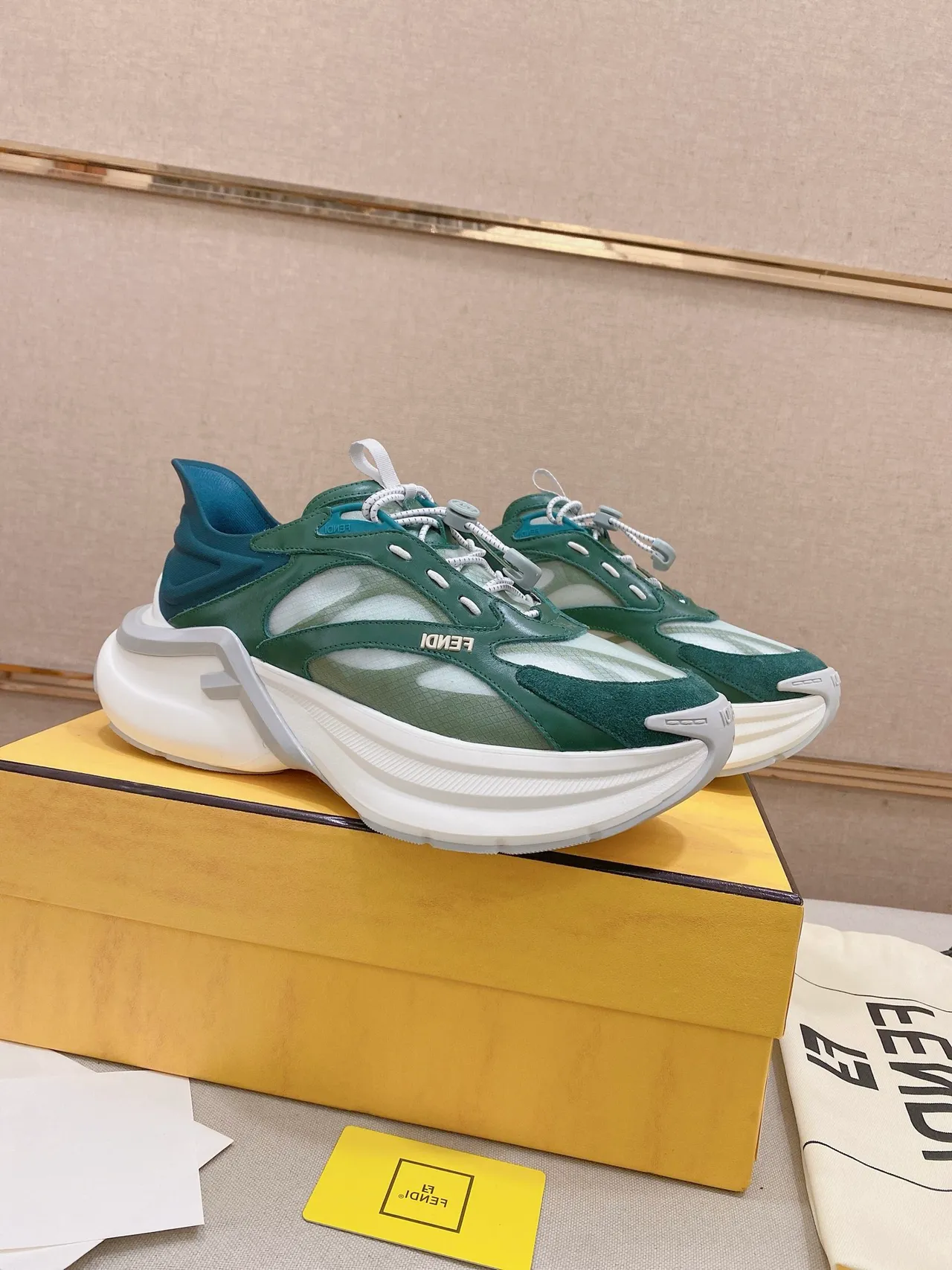 Fendi Runner Verde Turquesa Branco Tênis Chunky 5