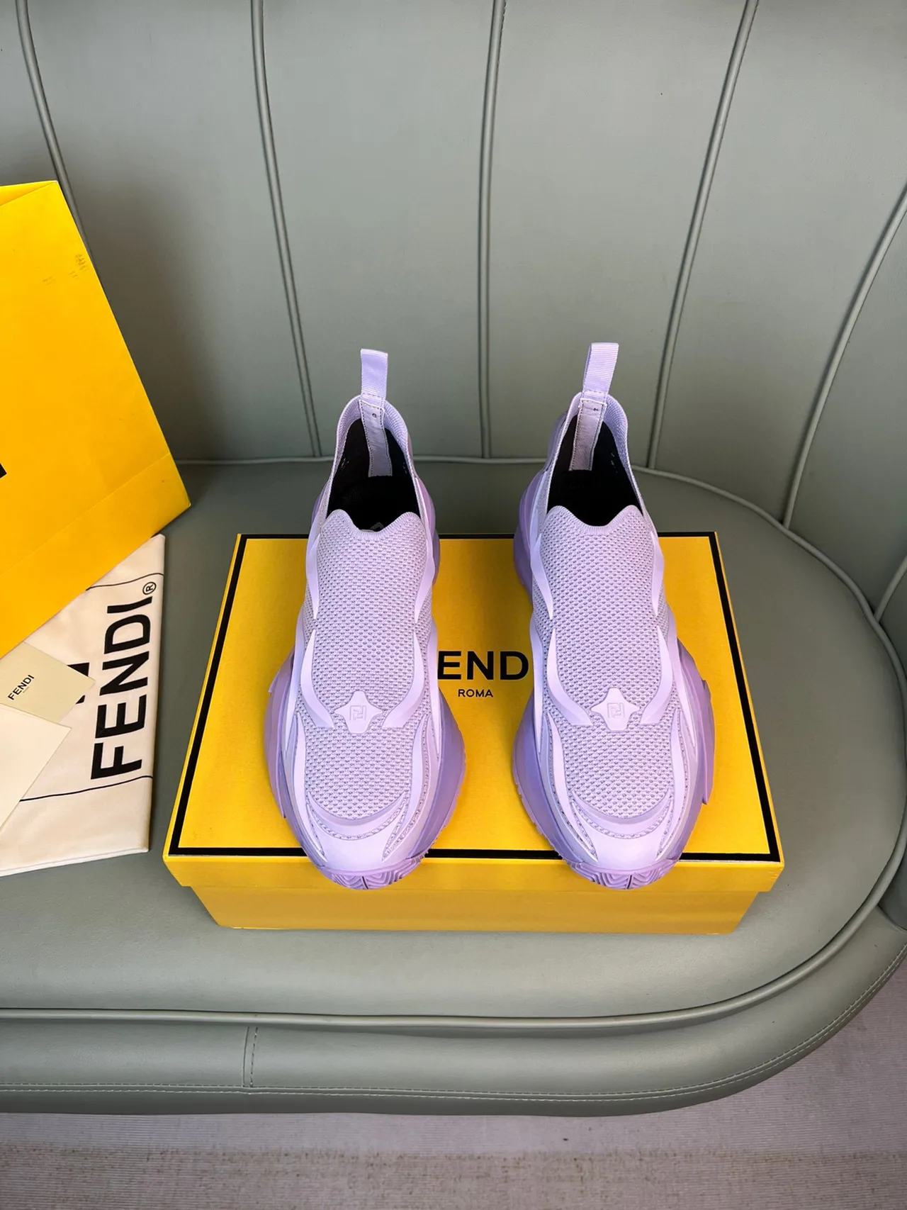 Fendi Speed Trainer Lavanda Slip-On Lifestyle Tênis 9