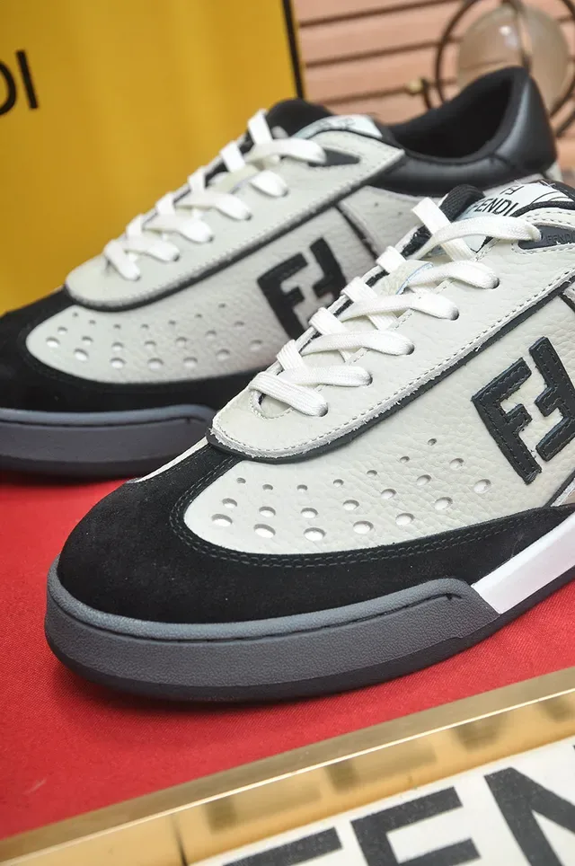 Fendi Blancs Noirs Perforés Cuir Supérieur Daim Embout Lifestyle Sneakers 8