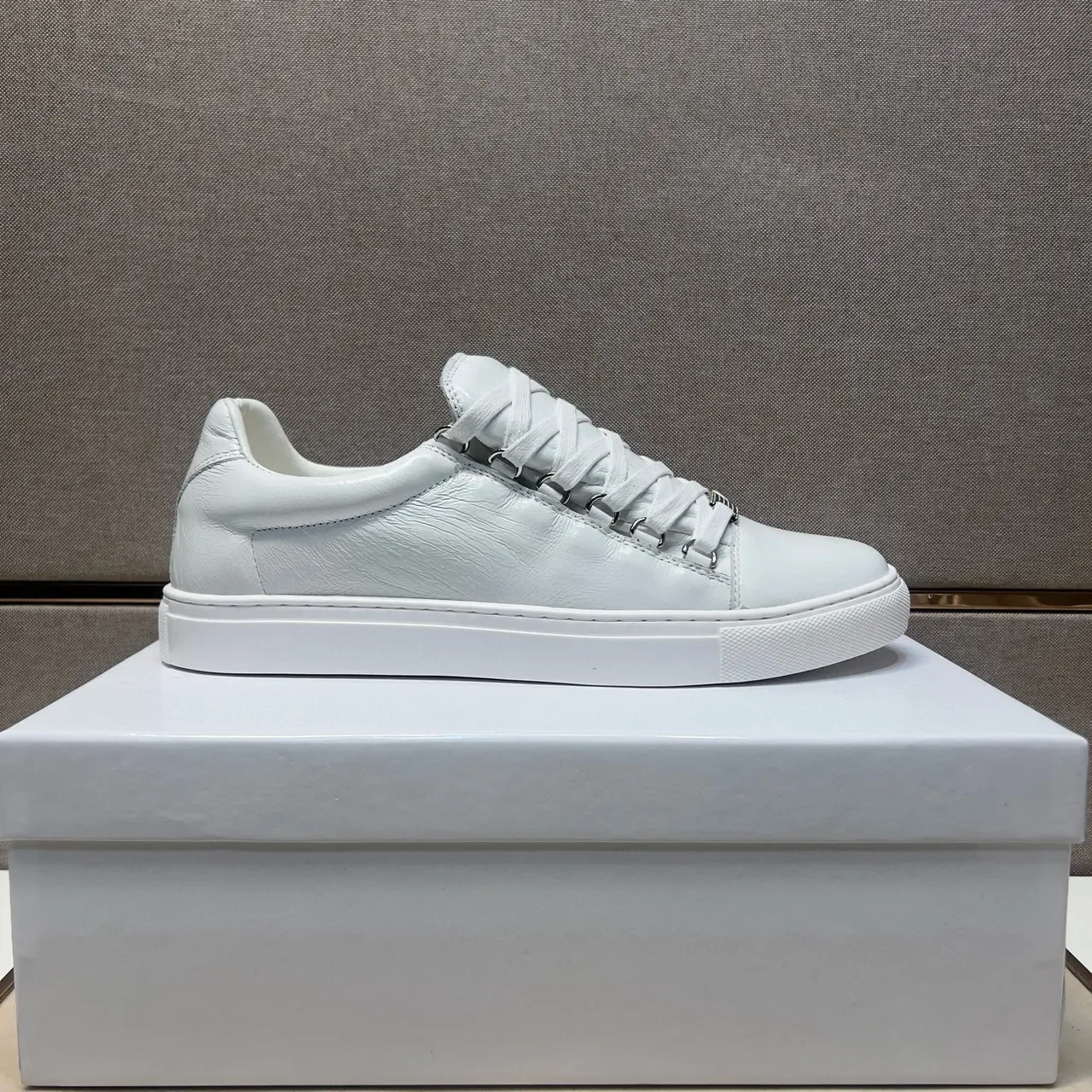 All-White Low-Top Crinkled Leather Sneaker 4