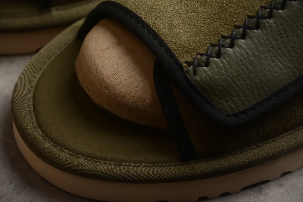 Army Green Beige Olive Suede Upper Black-Trimmed Strap Slippers 7