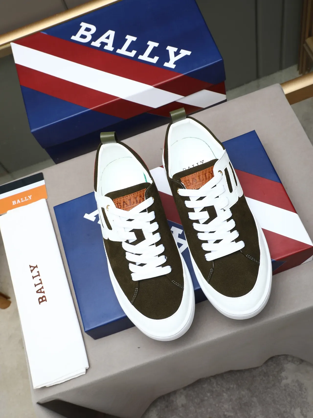 Army Green White Olive Suede Side Panel Cutout Sneakers 3