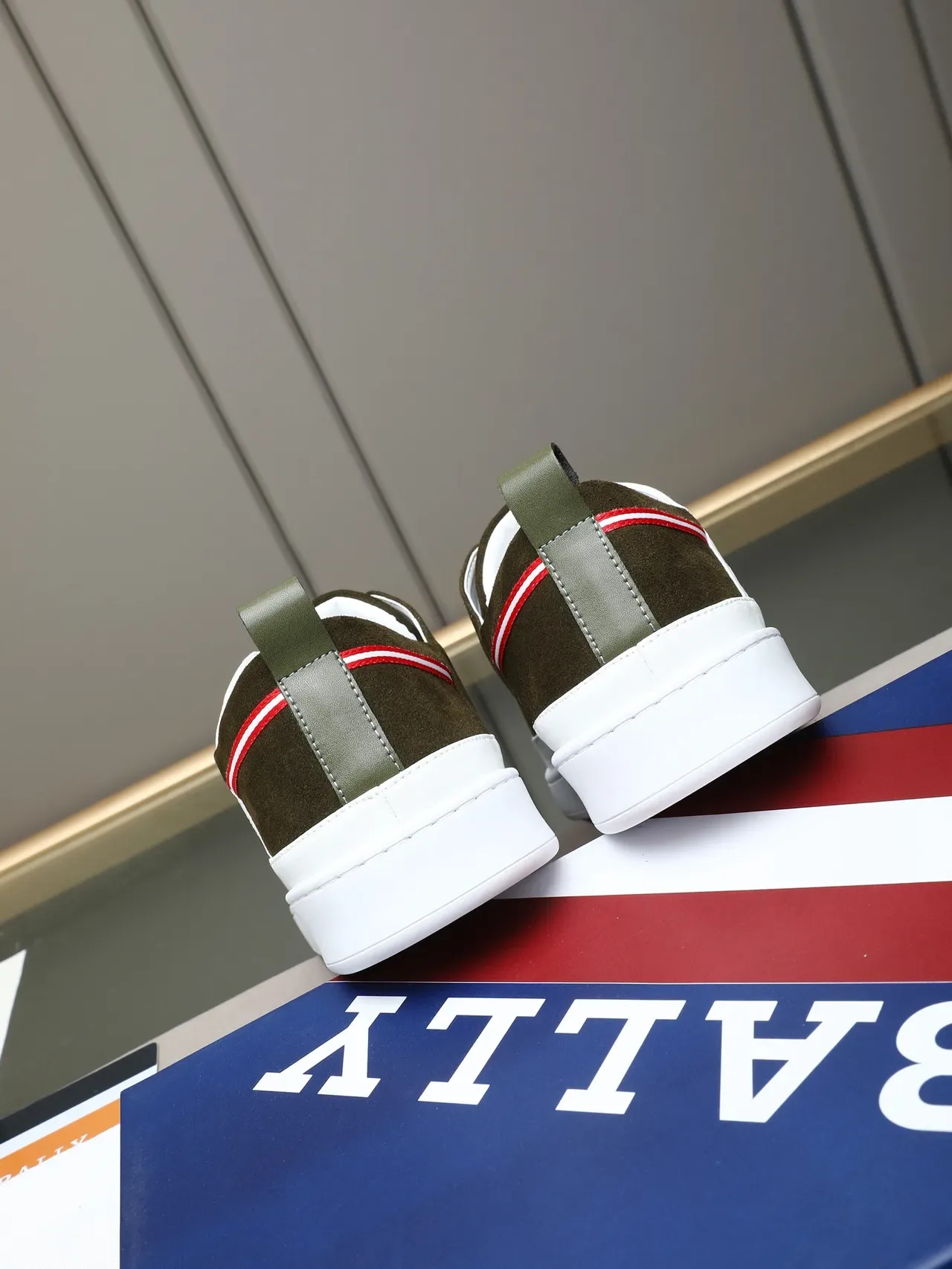 Army Green White Olive Suede Side Panel Cutout Sneakers 4