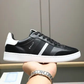 BALLY أسود وأبيض جلد و سويد شريط جانبي سنيكرز أسلوب حياة