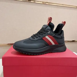 Bally Runner Preto Vermelho Similar couro Superior listrado Lateral listrado Sneakers Lifestyle