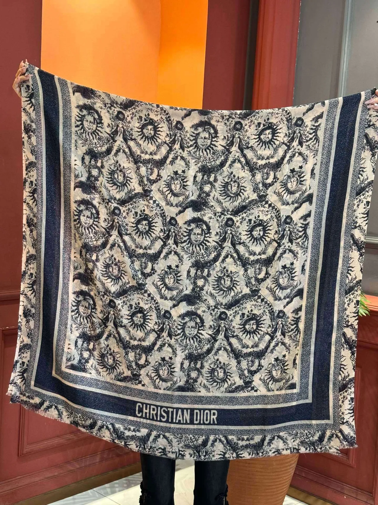 Black and Beige Sun Motif Glitter-Border Shawl 9