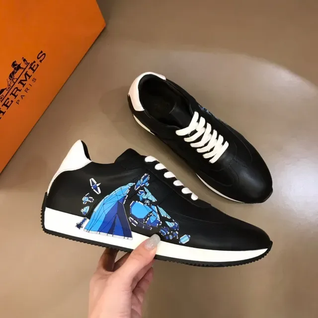 Black and Blue Graphic Print Low-Top Sneaker 7