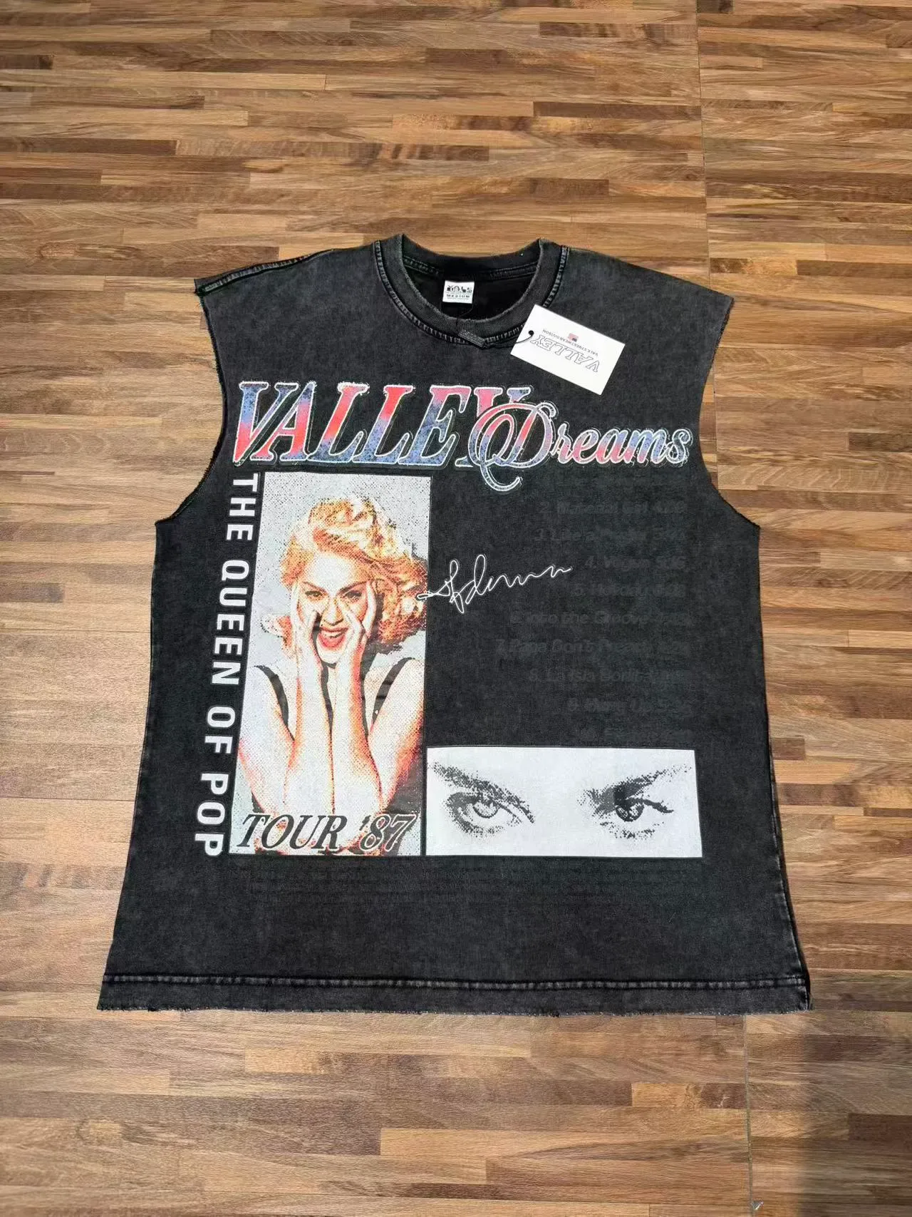 Black and Maroon Graphic-Print Distressed Sleeveless Vest Top 10