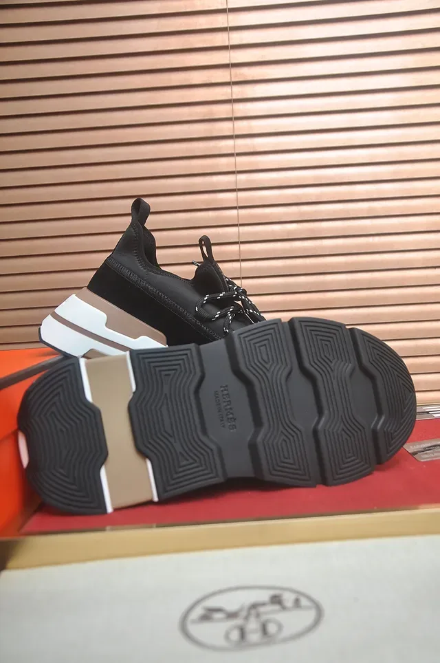 Black and White Chunky Platform Sneaker 3