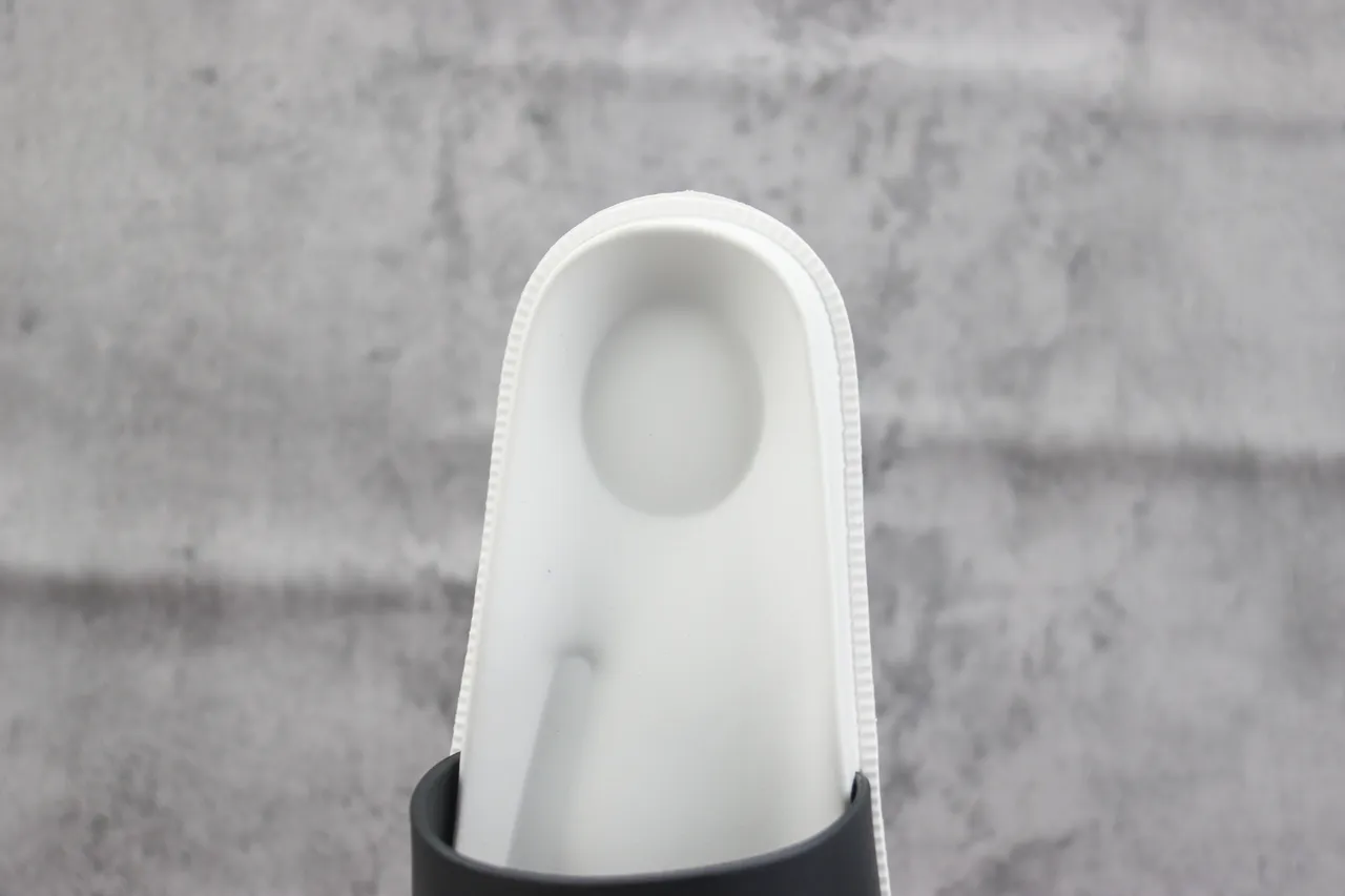 Black and White Molded Sole Slide Slipper 4
