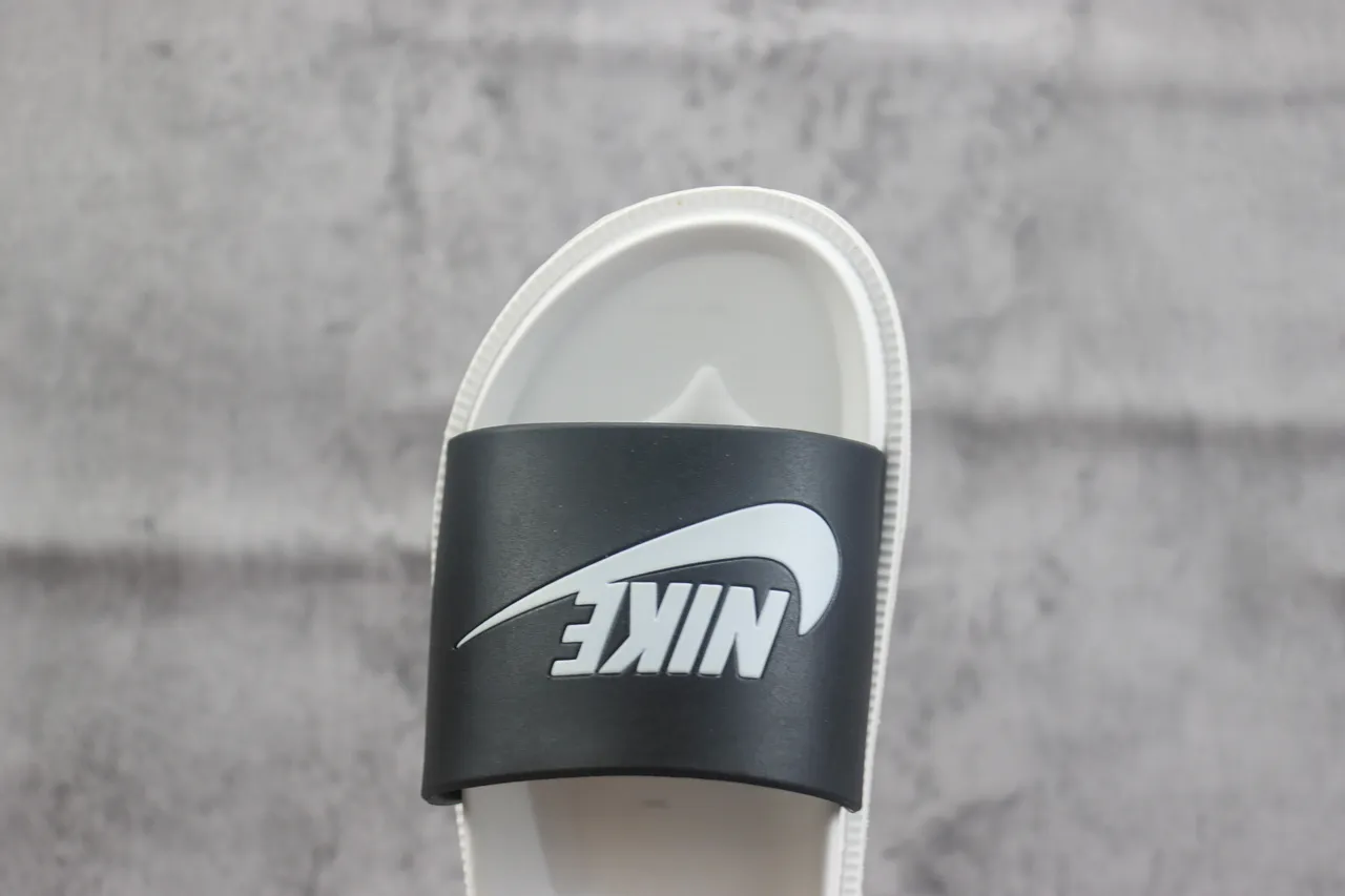 Black and White Molded Sole Slide Slipper 5