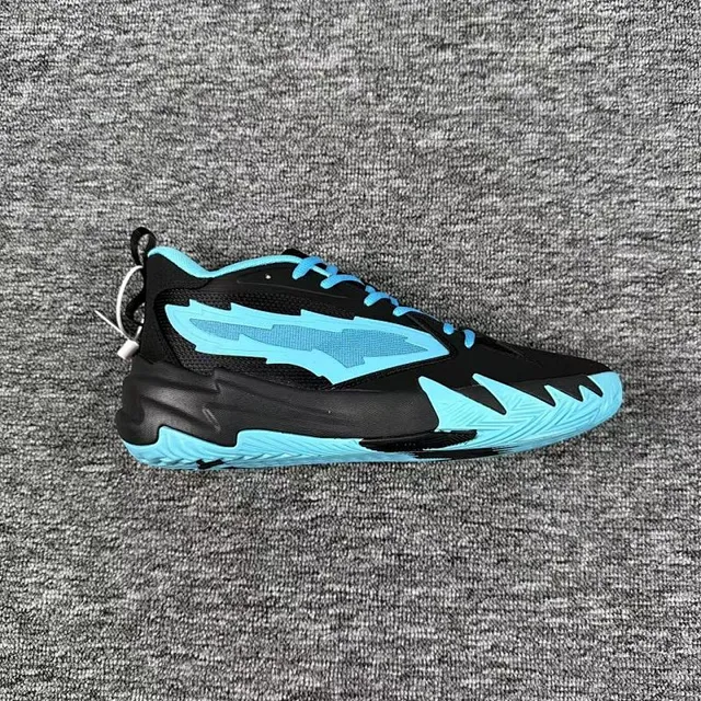 Black Blue Sculpted Chunky Midsole Cyan Lightning-Bolt Side Panel Basketball Shoes 2