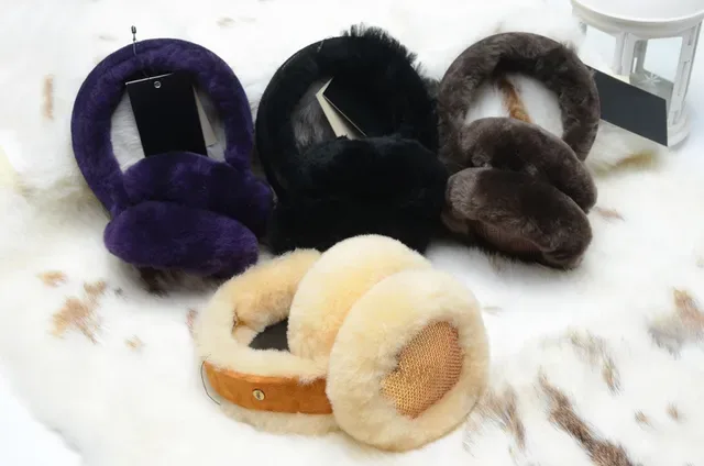 Black Brown Fur-Lined Mesh Interior Beanie 3