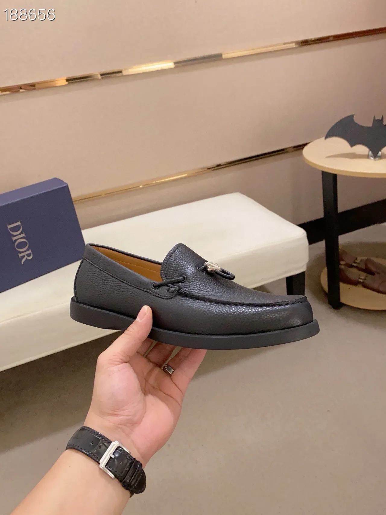 Black Brown Pebbled Leather Tassel Detail Loafer 7