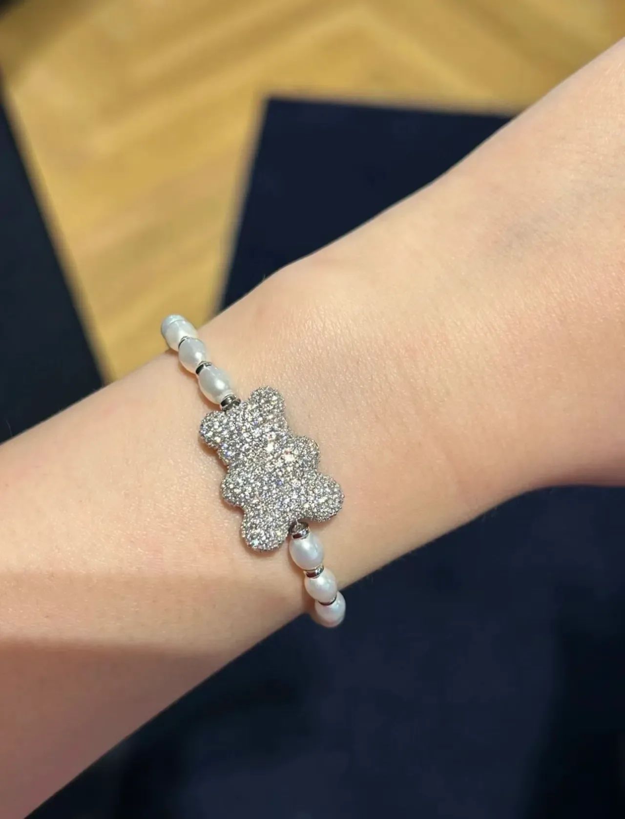 Black Crystal Bear Charm and Pearl Bead Stretch Bracelet 6