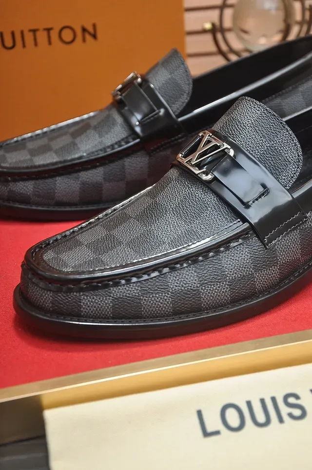 Black Textured Leather Bit Strap Loafer 4