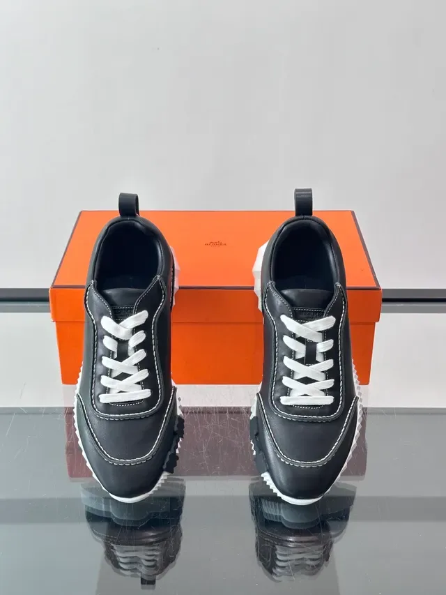 Black White Leather Upper Contrast Stitching Sneakers 4