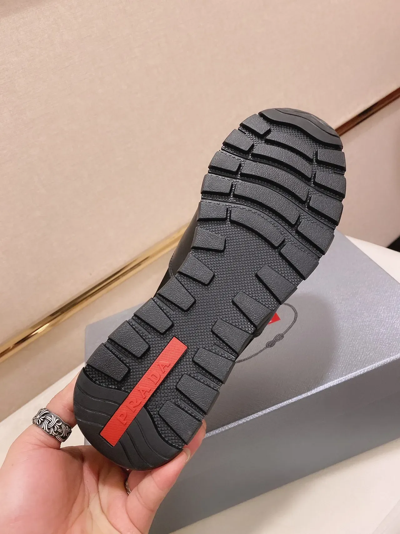 Black White Slip-On Elastic Side Panels Lifestyle Sneakers 2
