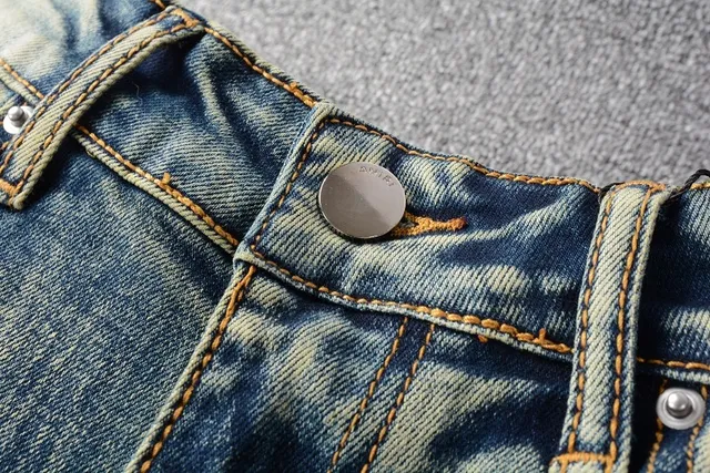 Blue Black Distressed Light-Wash Denim 3D Star Appliqué Pattern Jeans 5