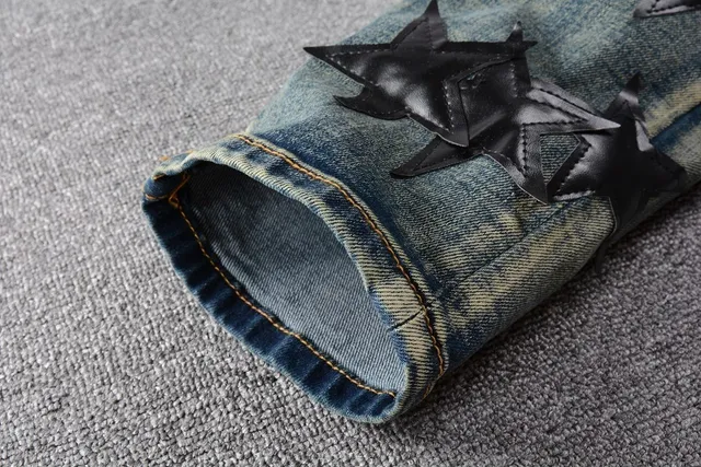Blue Black Distressed Light-Wash Denim 3D Star Appliqué Pattern Jeans 10