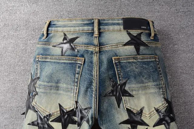 Blue Black Distressed Light-Wash Denim 3D Star Appliqué Pattern Jeans 13