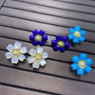 Blue Gold Flower-Shaped Stud Earrings