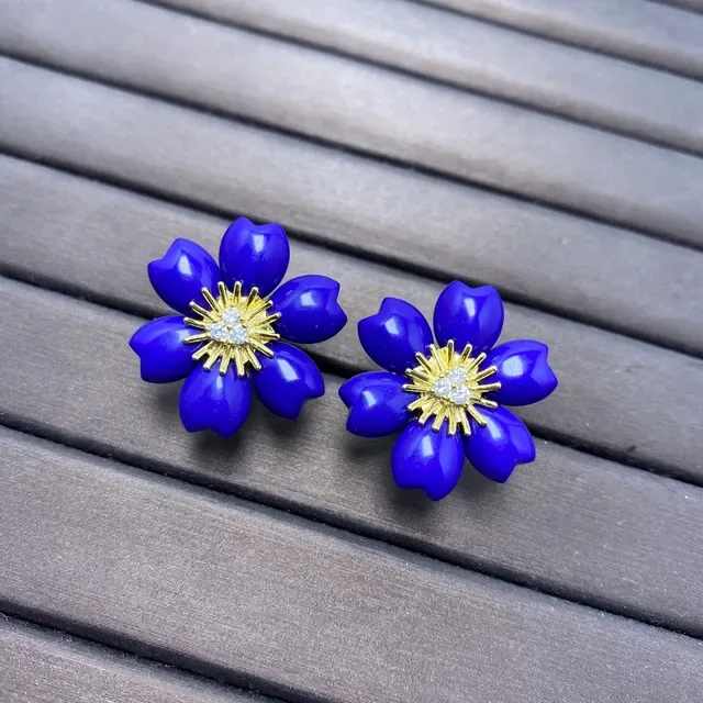 Blue Gold Flower-Shaped Stud Earrings 4