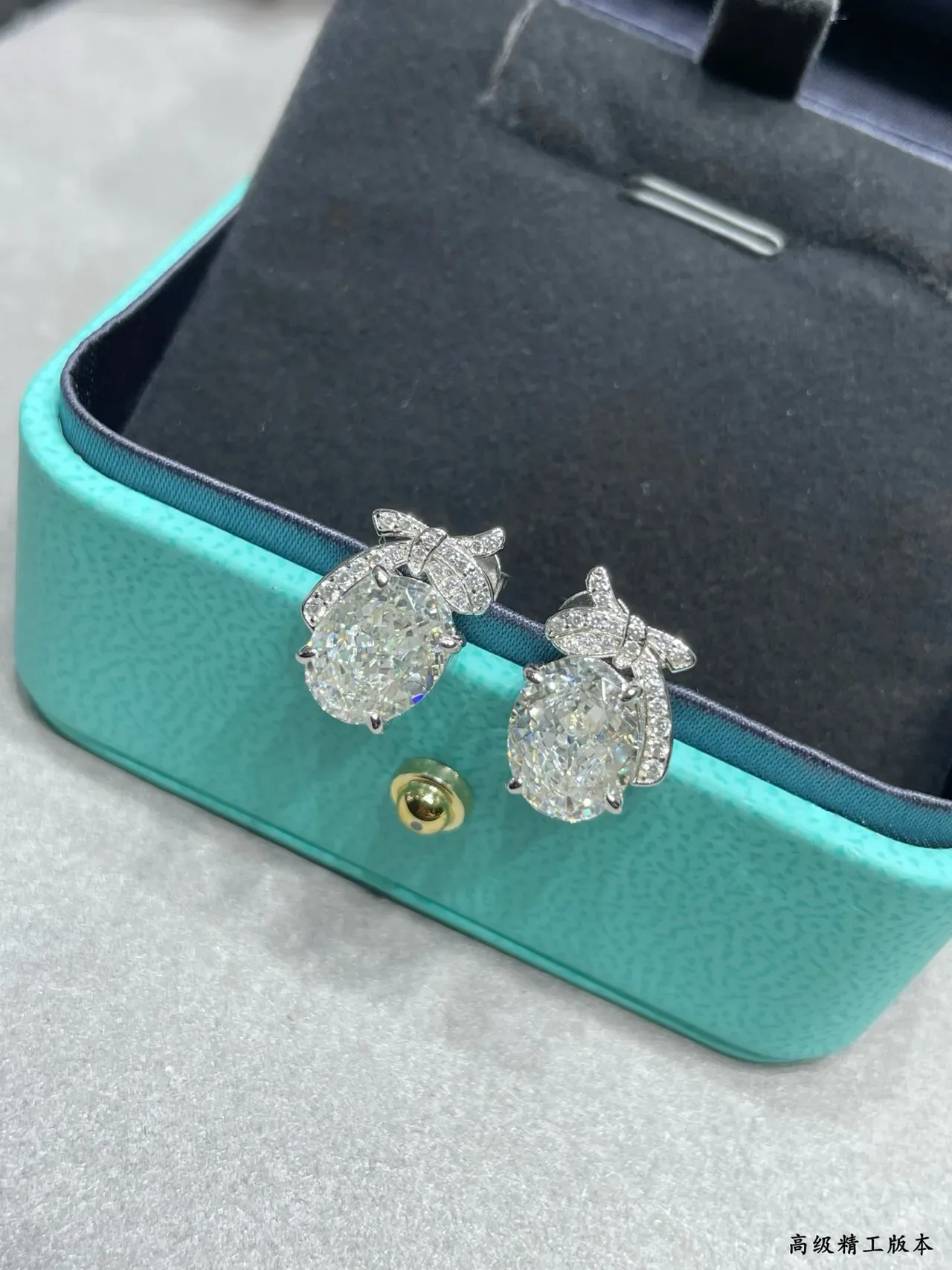 Blue Silver Bow-Motif Oval-Stone Earrings 6