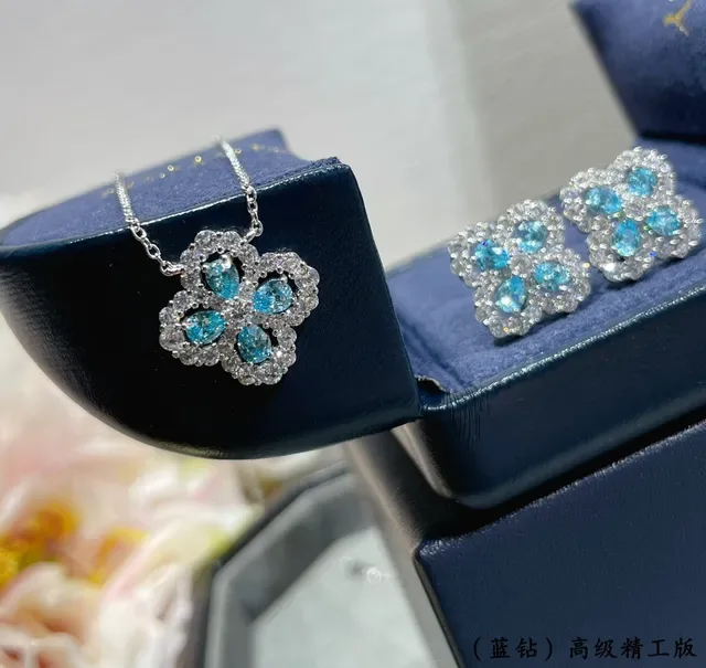 Blue Silver Four-Petal Floral Pendant Pear-Cut Stones Necklace 3