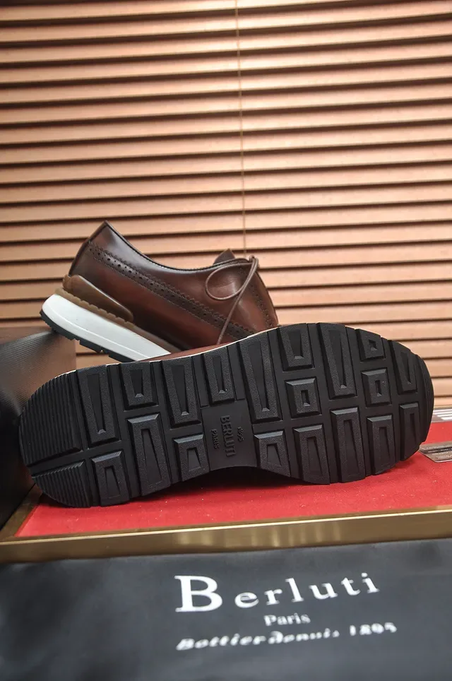 Brown White Detailing Modern Layered Sole Brogue 3