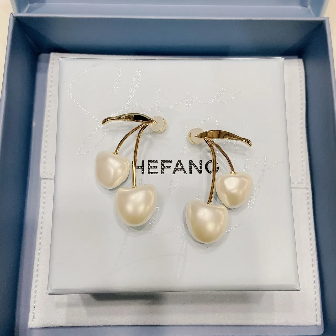 Cherry-Shaped Pearl and Gold-Tone Dangling Earrings 7