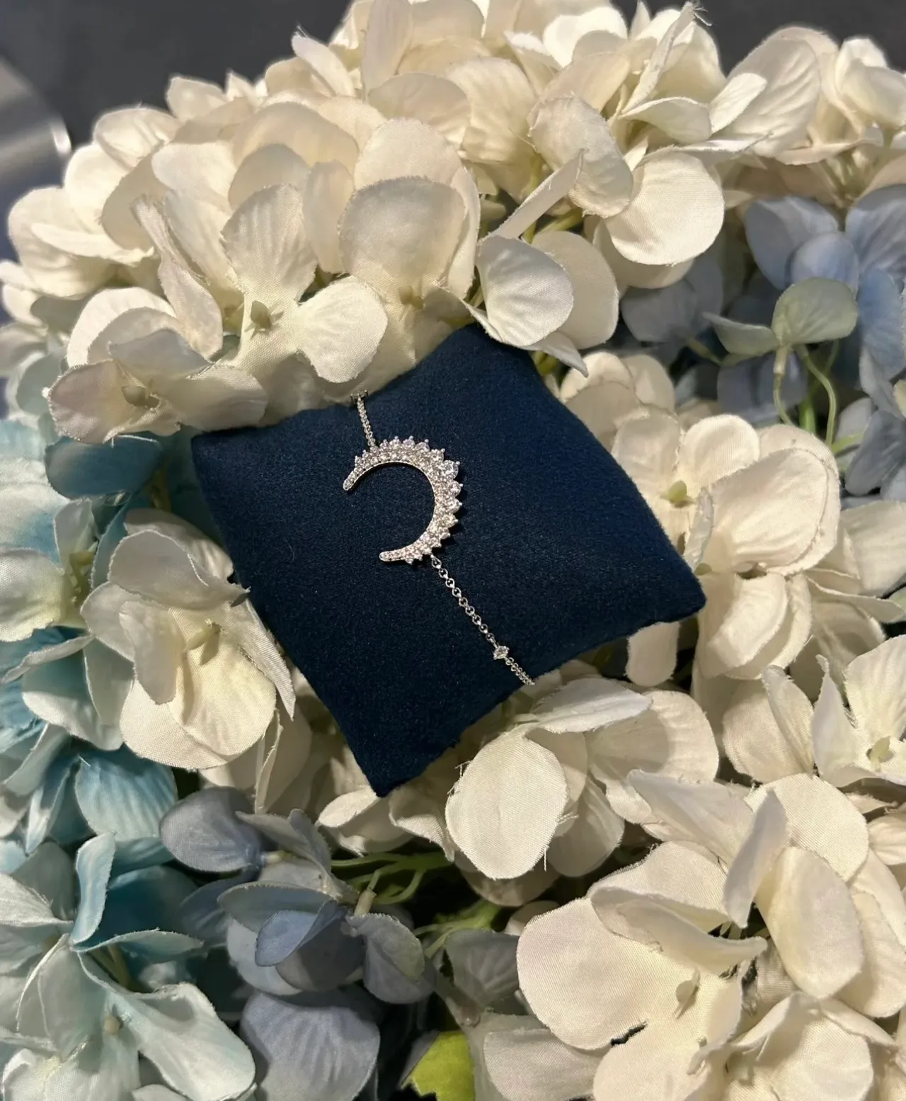 Crescent Moon Pavé Stone Silver-Tone Bracelet 7