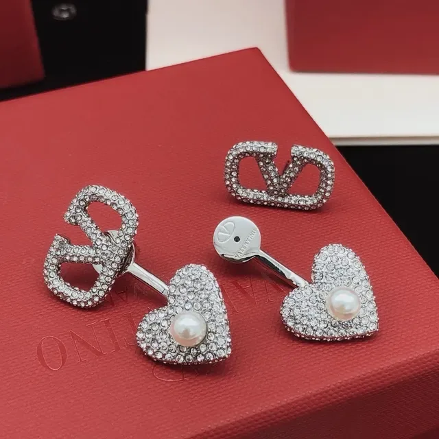 Crystal-Pavé Heart and Pearl Drop Earrings 2