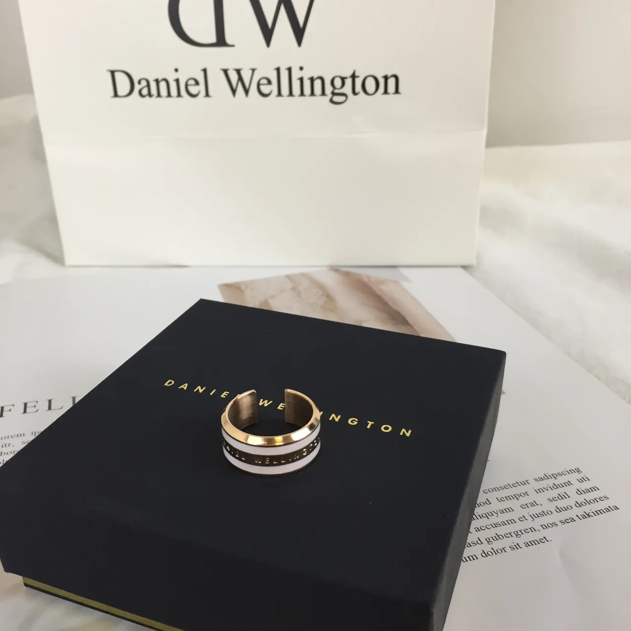 Daniel Wellington Classic Enamel Ring Gold and White Rings 3