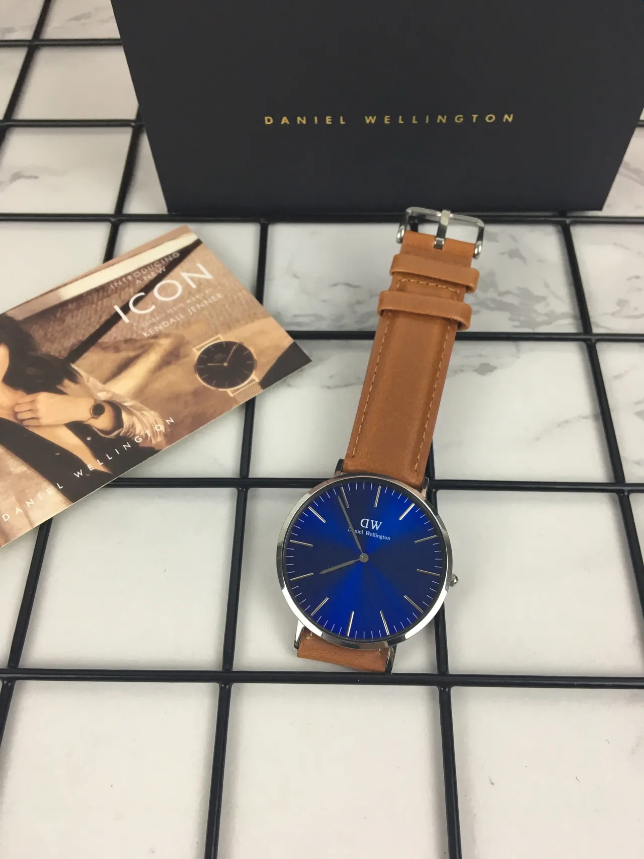 Daniel Wellington Icon Blue Gradient Dial Tan Leather Strap Quartz Watch 2