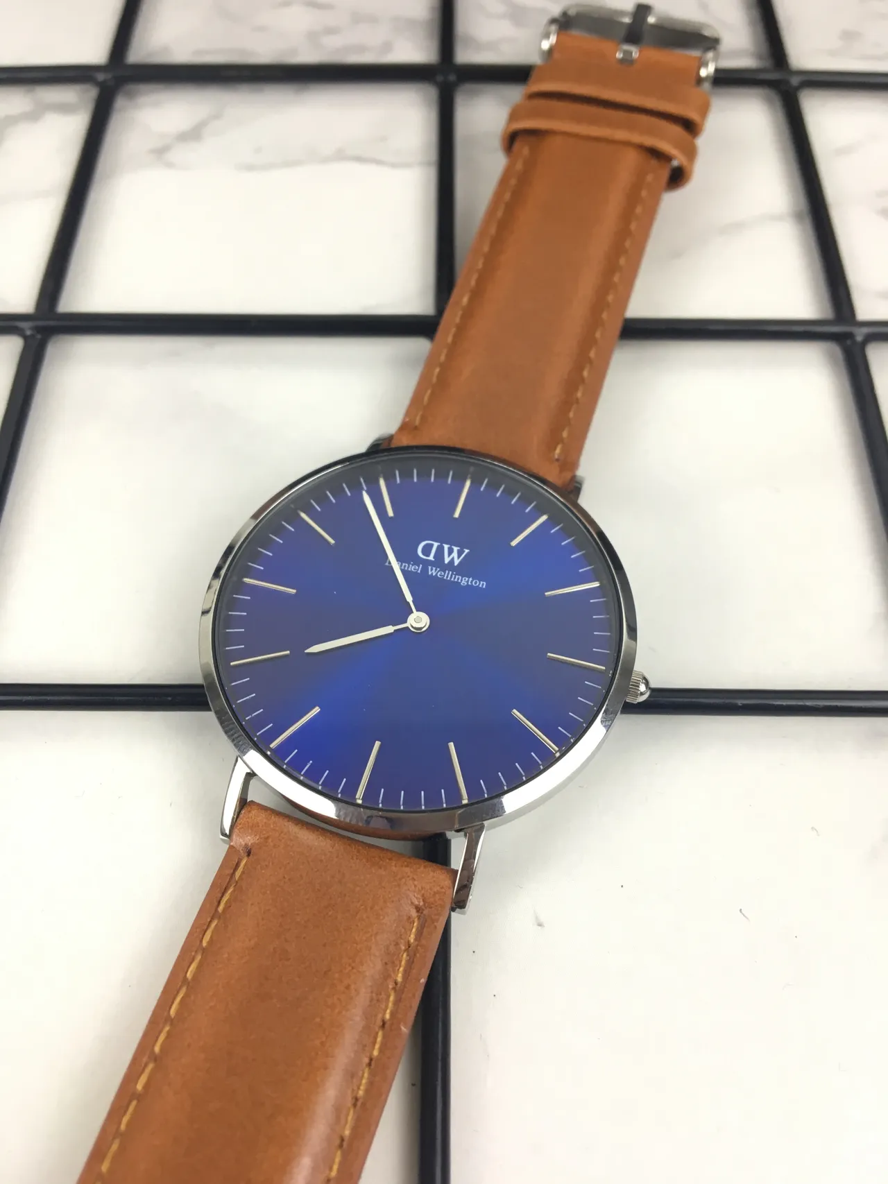 Daniel Wellington Icon Blue Gradient Dial Tan Leather Strap Quartz Watch 5