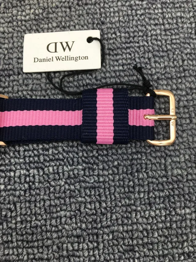Daniel Wellington White Pink Minimalist Thin Case Quartz Watch 2