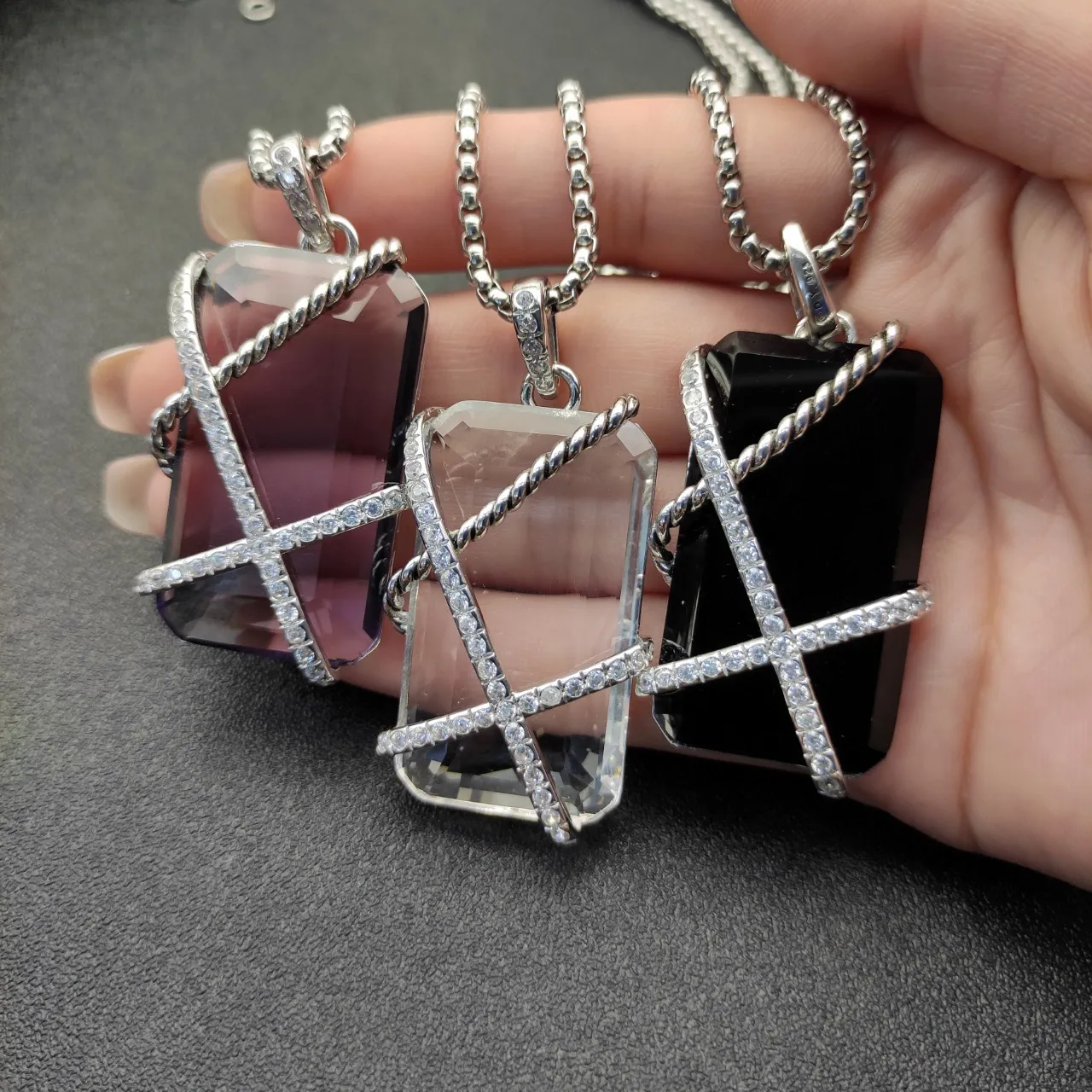 David Yurman Cable Collectibles X إعداد شفاف بنفسجي ملتوت Pavé ماس قلادة 9